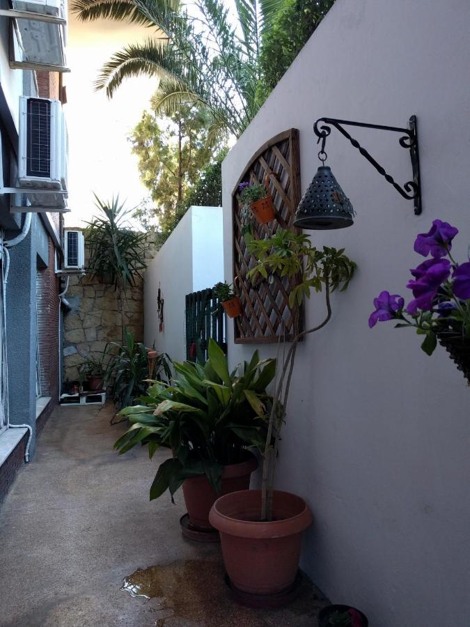 Cozy Apartment Ideally Located City Center And Megaron Moussikis Metro Station Athena Bagian luar foto