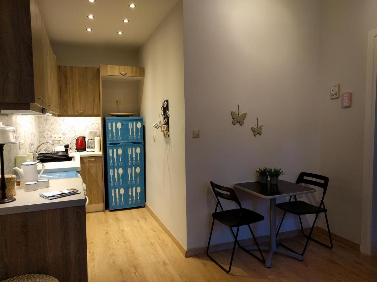 Cozy Apartment Ideally Located City Center And Megaron Moussikis Metro Station Athena Bagian luar foto