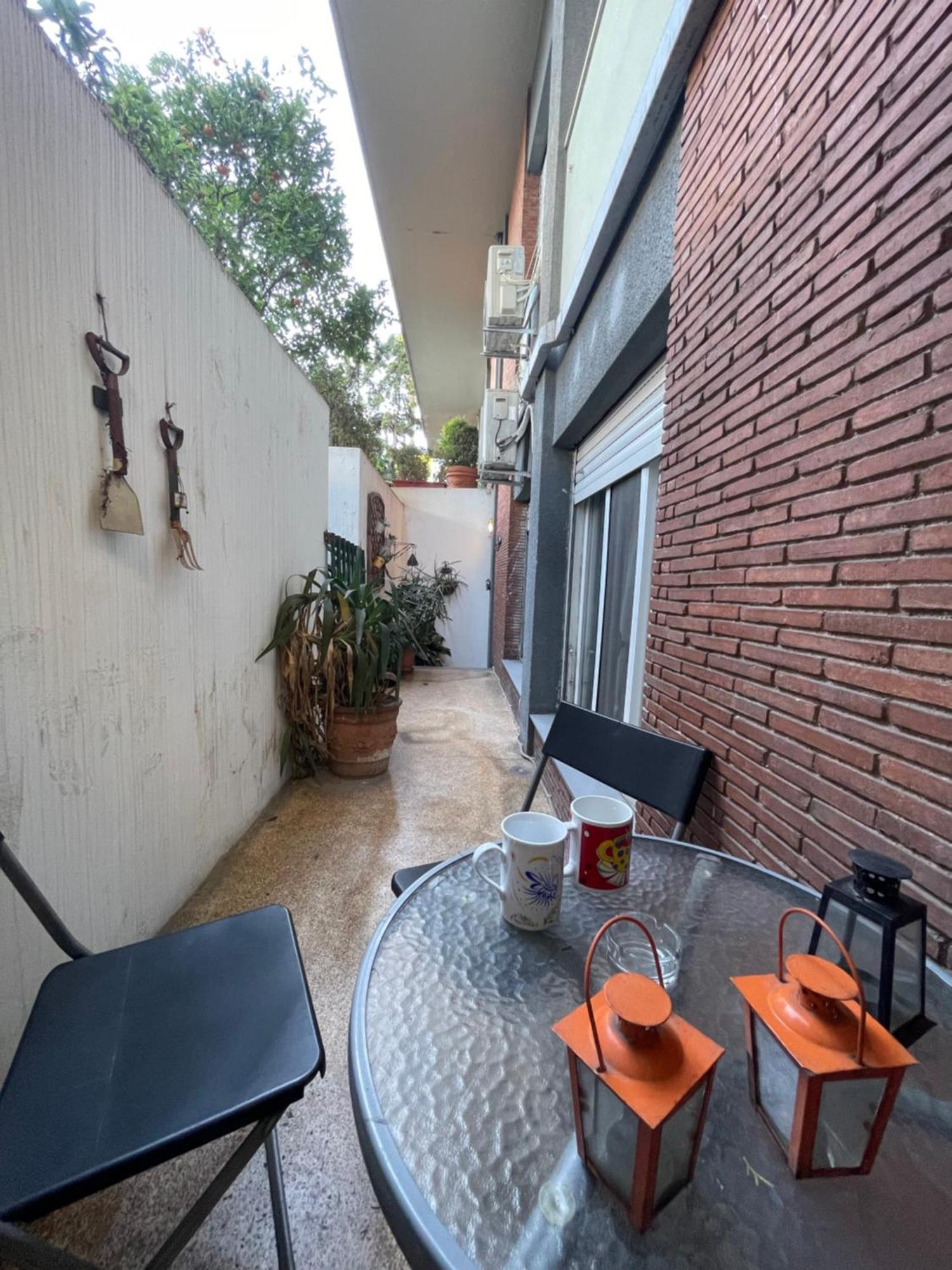 Cozy Apartment Ideally Located City Center And Megaron Moussikis Metro Station Athena Bagian luar foto