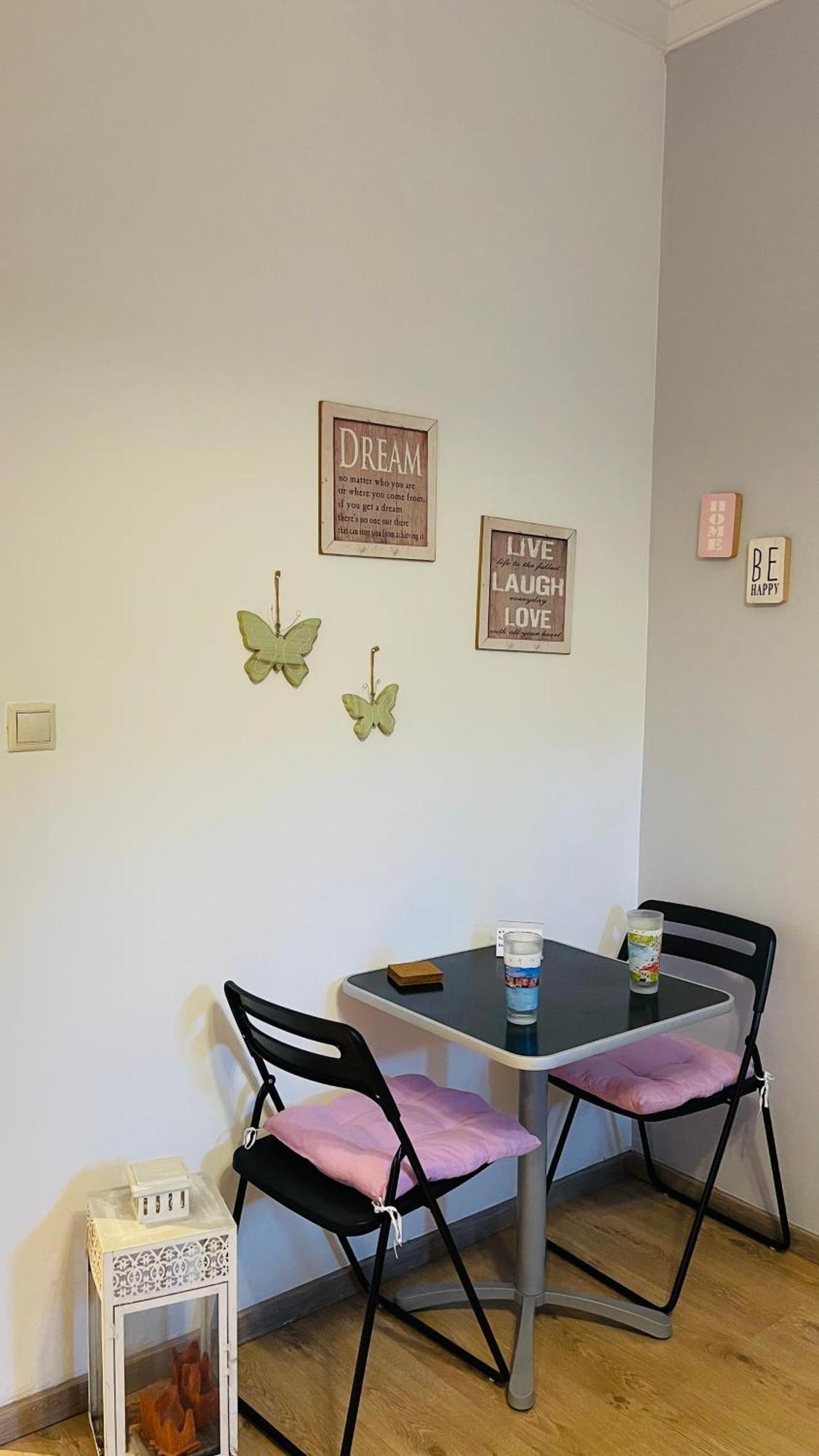 Cozy Apartment Ideally Located City Center And Megaron Moussikis Metro Station Athena Bagian luar foto